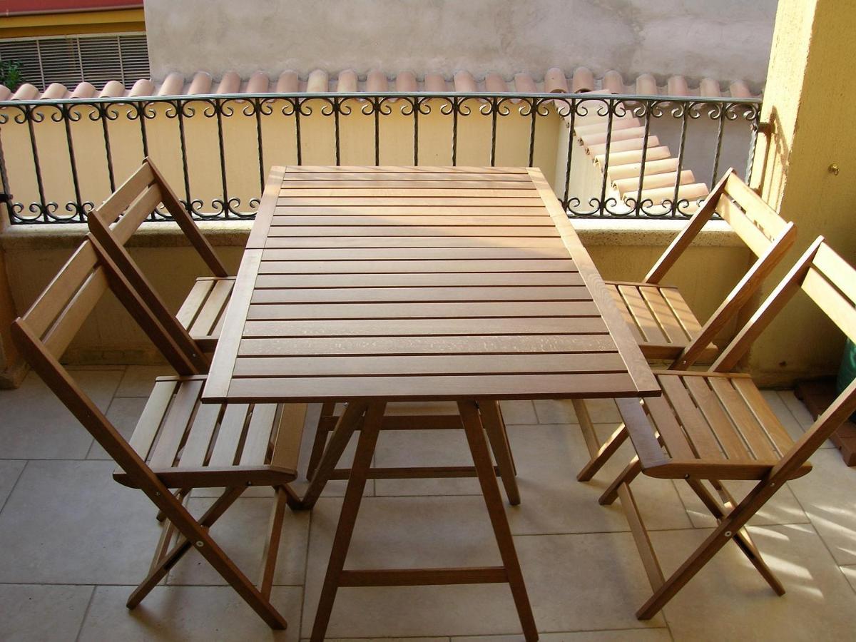 Appartamento Nel Cuore Di Villasimius 1 Piano Extérieur photo
