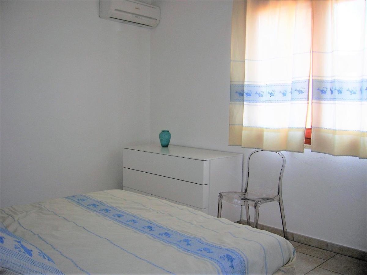 Appartamento Nel Cuore Di Villasimius 1 Piano Extérieur photo